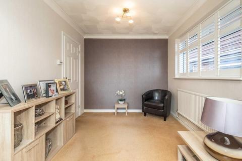 4 bedroom semi-detached bungalow for sale, Sadler Way, Brighton