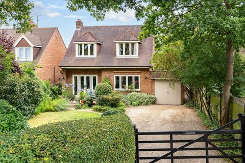 4 bedroom detached house for sale, Kimpton Road, Welwyn