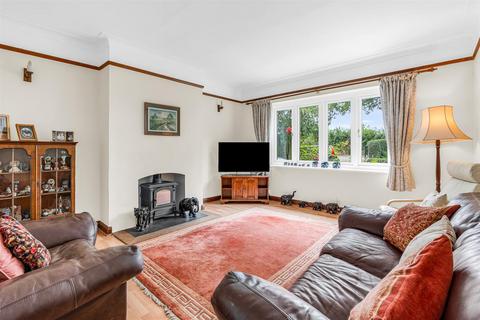 4 bedroom detached house for sale, Kimpton Road, Welwyn