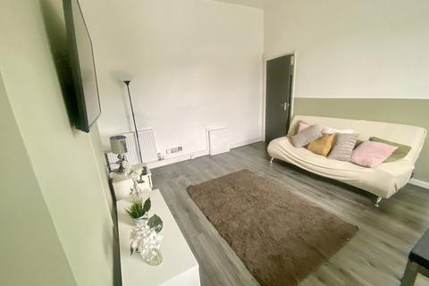 Studio to rent, Liverpool L9