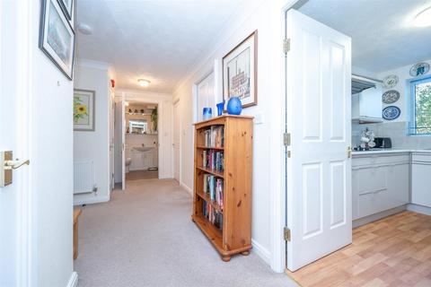 2 bedroom flat to rent, Chestnut Walk, Henley-In-Arden B95