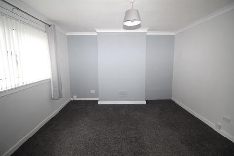 2 bedroom flat to rent, Bearhope Street, Greenock