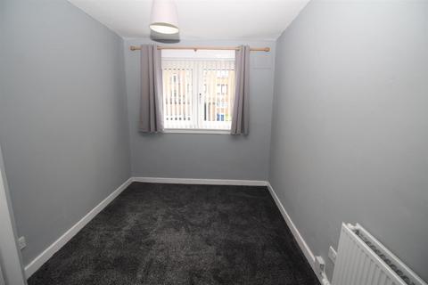 2 bedroom flat to rent, Bearhope Street, Greenock