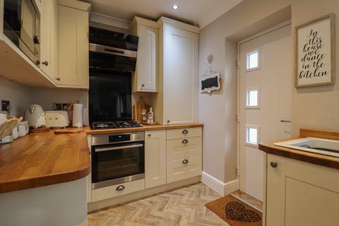 3 bedroom semi-detached house for sale, Queen Mary Road, Gaywood, King's Lynn, Norfolk, PE30