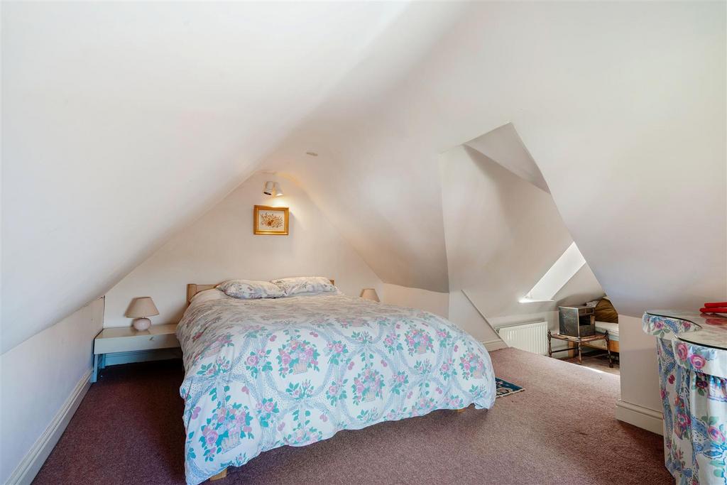Loft Room(s)
