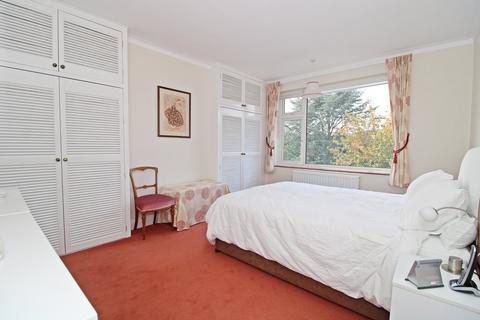 148 Wickham Way, Beckenham, BR3 3AR