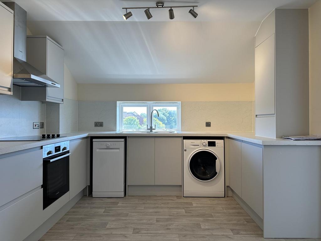 Kitchen ()