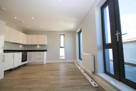 1 bedroom flat for sale, Dominion Court, 763 - 767 London Road, TW3