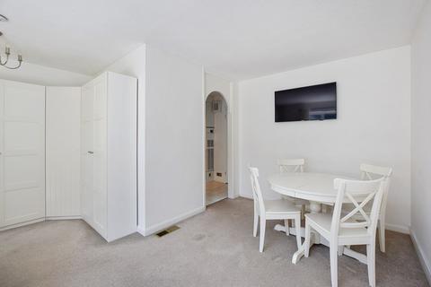 1 bedroom maisonette to rent, Westfield Park, Pinner, HA5