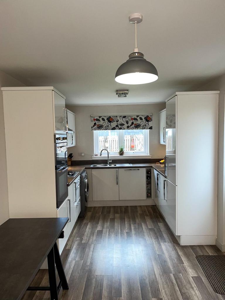 Cypress Road, Newarthill, Motherwell... 4 bed detached house to rent