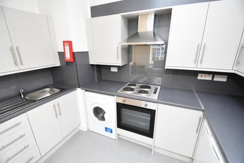 2 bedroom flat to rent, Harrison House - DH1