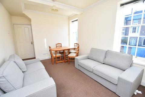 2 bedroom flat to rent, Harrison House - DH1