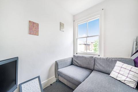 2 bedroom flat to rent, Mill Hill Road, South Acton, London, W3