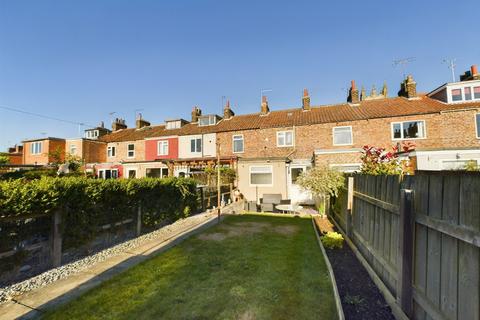 3 bedroom terraced house for sale, Westgate, Driffield, YO25 6TA