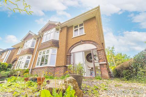 1 Clarence Place, Pontypool, NP4 8AP