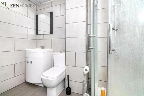 13 Appleby Close, London, E4 9ND