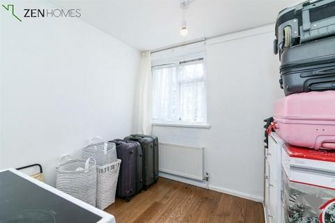13 Appleby Close, London, E4 9ND