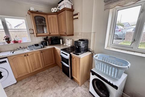 3 bedroom semi-detached house for sale, Brynbrain Estate, Cwmllynfell, Swansea