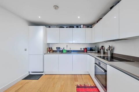 2 bedroom flat for sale, Howerd Court, Woolwich, London, SE18