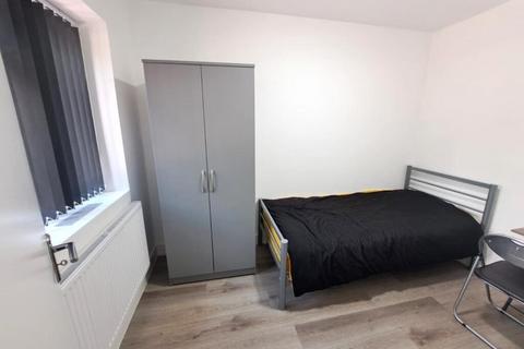 undefined, Allenby Road, Greenford UB1