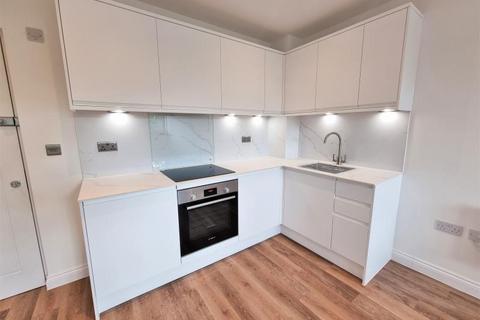 1 bedroom apartment to rent, 31 Power Close, Guildford GU1