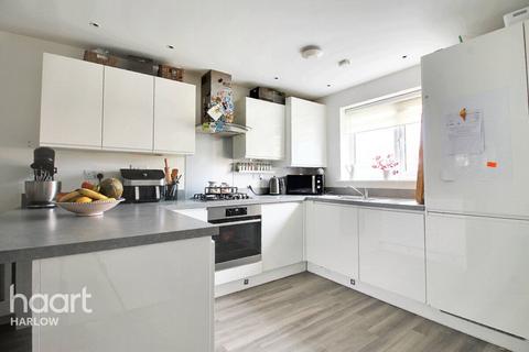 3 bedroom semi-detached house for sale, Aspen Way, Harlow