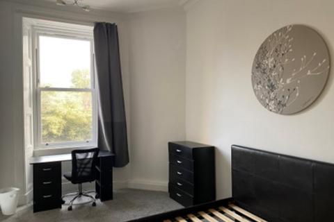 3 bedroom flat to rent, 164, Dalkeith Road, Edinburgh, EH16 5DX