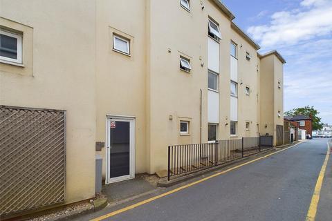 2 bedroom apartment for sale, Rose and Crown Passage, Cheltenham, Gloucestershire, GL50