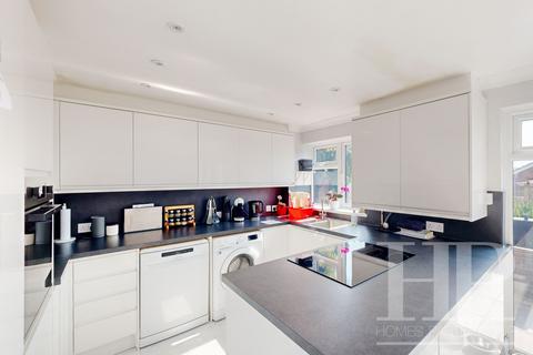 4 Tintern Road, Crawley, RH11 8NG