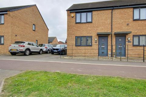 2 bedroom semi-detached house for sale, Pioneer Way, Kingswood, Hull