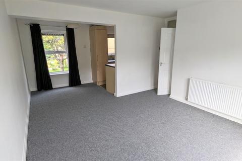 2 bedroom flat to rent, Westminster Avenue, Lodge Moor, Sheffield