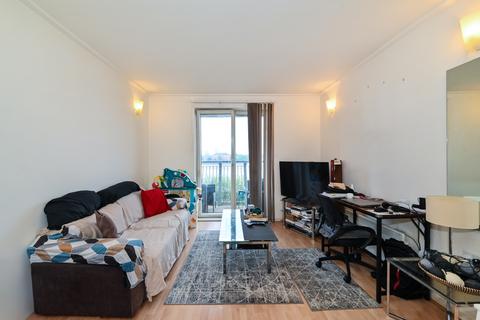 1 bedroom flat for sale, Naxos Building, London E14