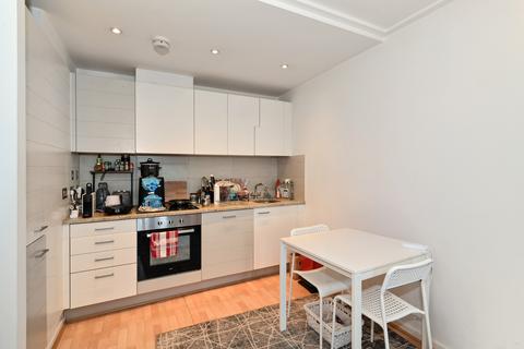 1 bedroom flat for sale, Naxos Building, London E14