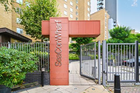 1 bedroom flat for sale, Naxos Building, London E14