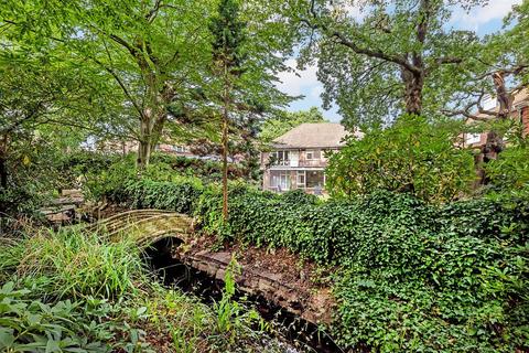 undefined, Winnington Road, Hampstead Garden Suburb, N2