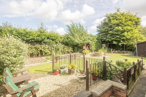 3 bedroom semi-detached bungalow for sale, Montrose Close, Market Harborough