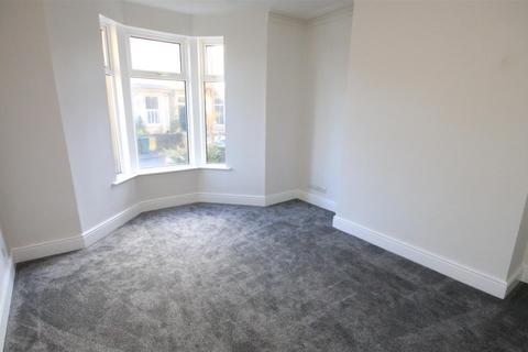 4 bedroom terraced house for sale, Oakleigh Road, Clayton, Bradford