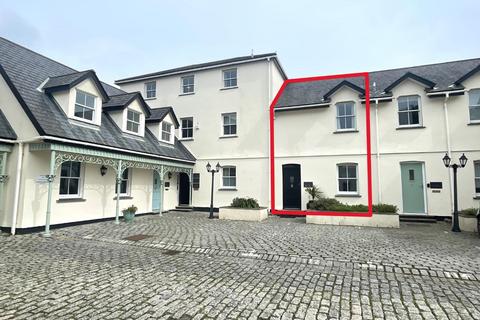 2 bedroom terraced house to rent, Cliff Road, Falmouth