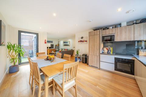 3 bedroom flat for sale, Rothsay Street, Bermondsey, London, SE1