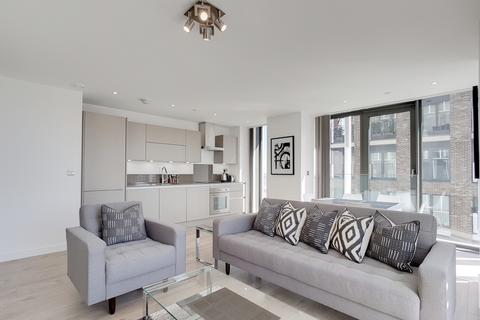 2 bedroom apartment to rent, Stratosphere Tower,  London E15