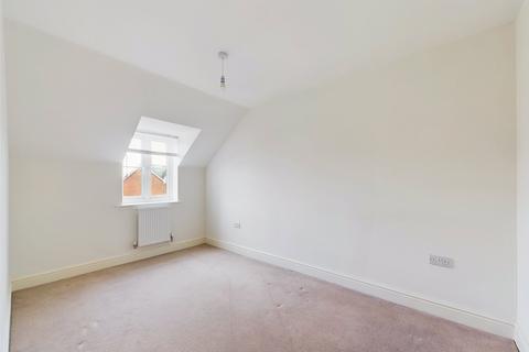 27 Millstone Way, Gloucester, GL1 5QW