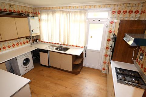 7 Warren Road, Ilford, IG6 1BJ