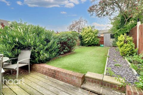 3 bedroom terraced house for sale, Hollingworth Way, Westerham