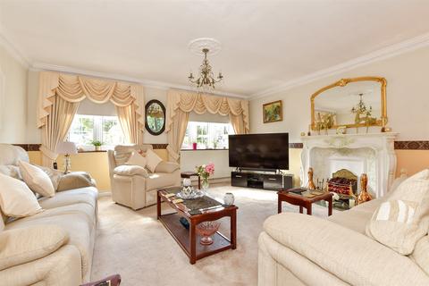 4 bedroom detached house for sale, Grasmere Close, Loughton, Essex