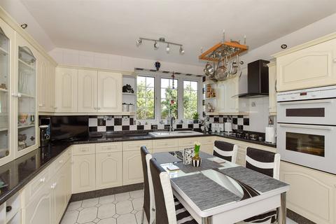 4 bedroom detached house for sale, Grasmere Close, Loughton, Essex