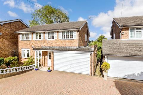 3 bedroom detached house for sale, Grasmere Close, Loughton, Essex