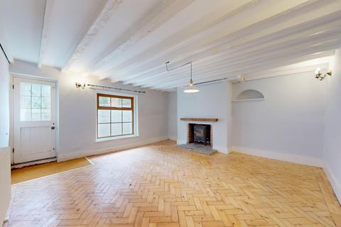 36 East Cliff, Folkestone, CT19 6BX
