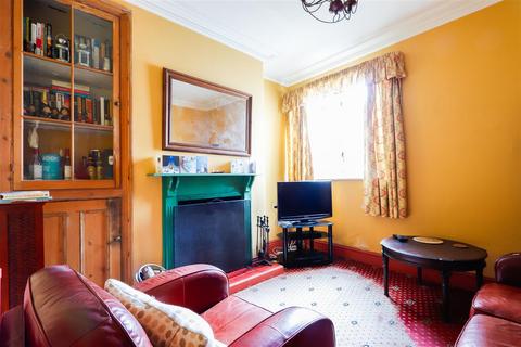 undefined, Park Avenue, Barry