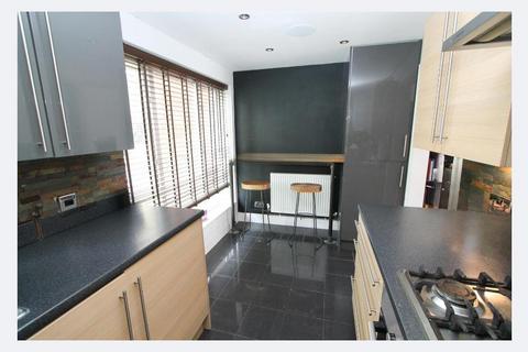 2 bedroom maisonette for sale, Albion Road, Sutton SM2