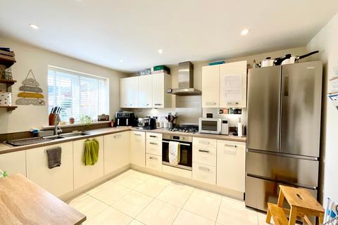 4 bedroom semi-detached house for sale, Ravencroft Street, Moulton, CW9